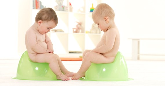 Дети в 1 год и 10 месяцев интересуются своими половыми органами
