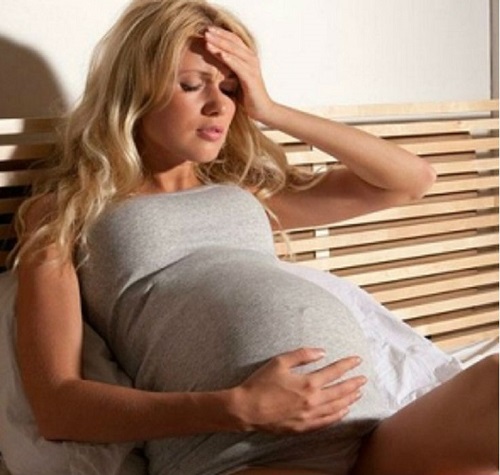 Болит голова при беременности